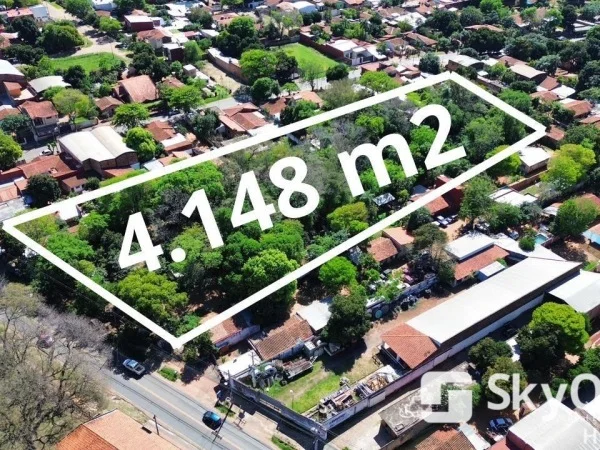 Terreno comercial à venda em Luque – 4.148 m² na Av. Cnel. Martínez
