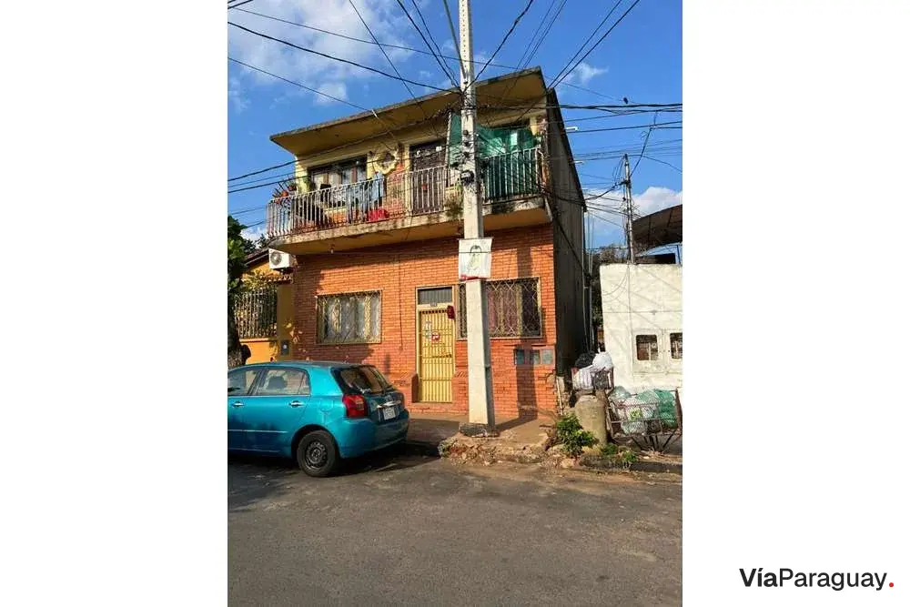 Terreno comercial en venta en Pinoza, Asunción