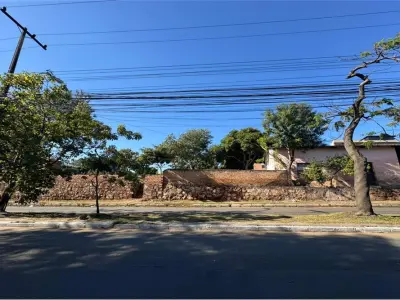 Terreno comercial en venta sobre Avenida Artigas, Trinidad