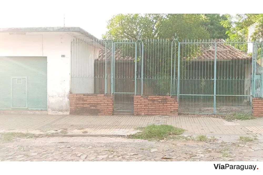 Terreno com casa à venda em San Vicente, Asunción