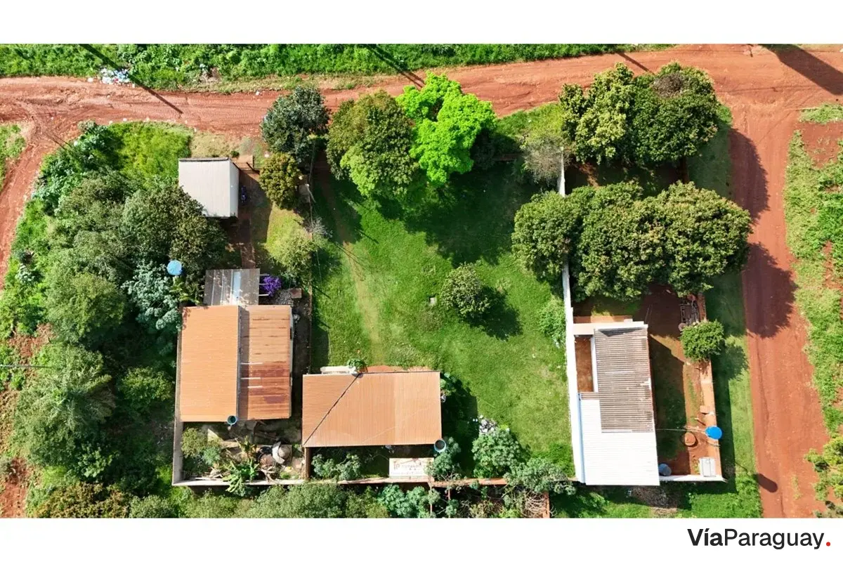 Terreno com casa à venda em Ciudad del Este
