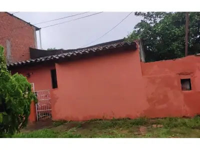 Terreno com casa à venda no Cuarto Barrio, Luque