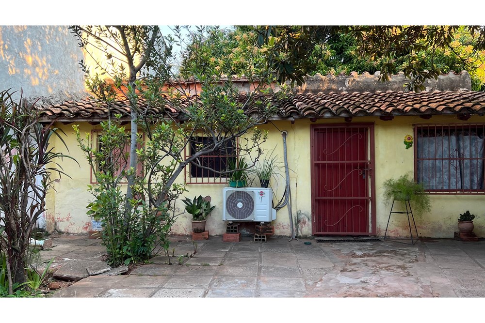 Terreno com casa à venda em San Isidro, Lambaré