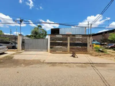 Land with Warehouse for Sale in Fernando de la Mora Norte