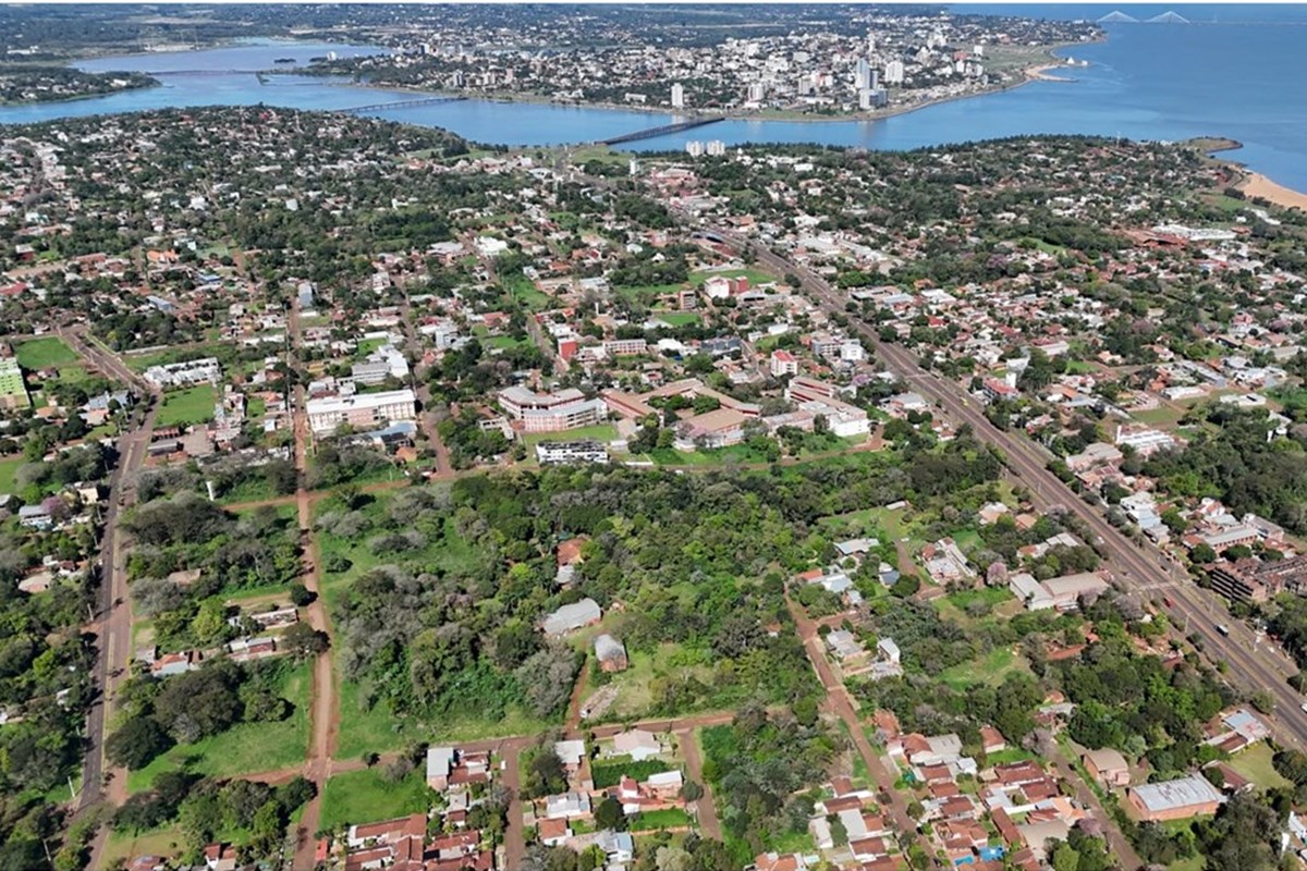 Terreno à venda com 10.000 m² em Ka'aguy Rory, Encarnación