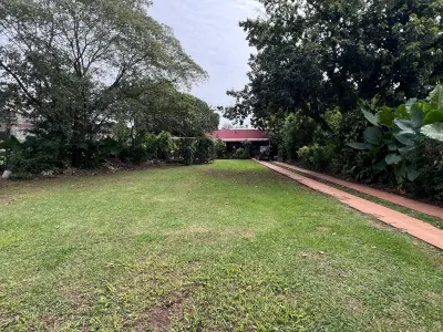 Terreno à venda de 1.200 m² no Barrio Obrero, Ciudad del Este 1