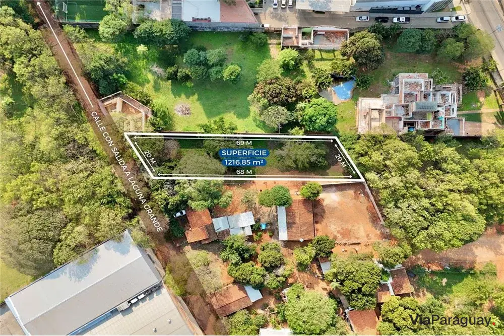 Terreno à venda em Fernando de la Mora, 1.217 m²