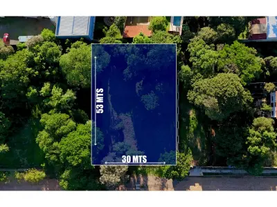 Terreno à venda em Fernando de la Mora, 1.590 m²