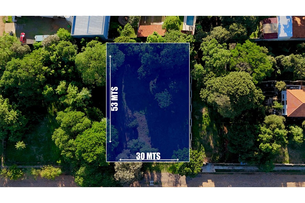 Terreno de 1.590 m² en venta en Fernando de la Mora