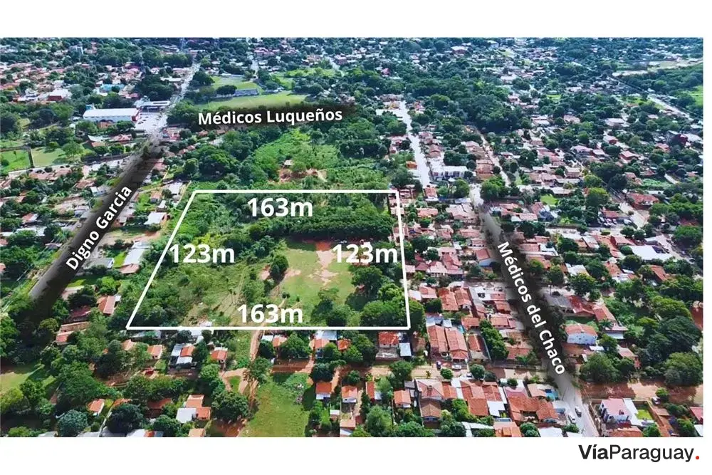 Terreno de 20.000 m² à venda em Luque Centro