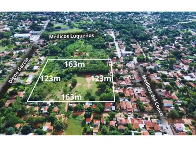 Terreno de 20.000 m² à venda em Luque Centro