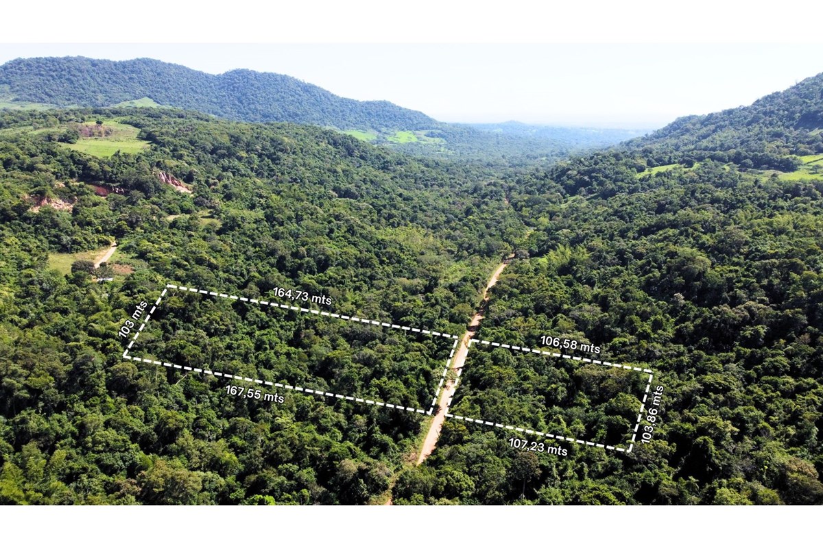 Terreno de 28.074 m² en venta en Independencia, Guairá