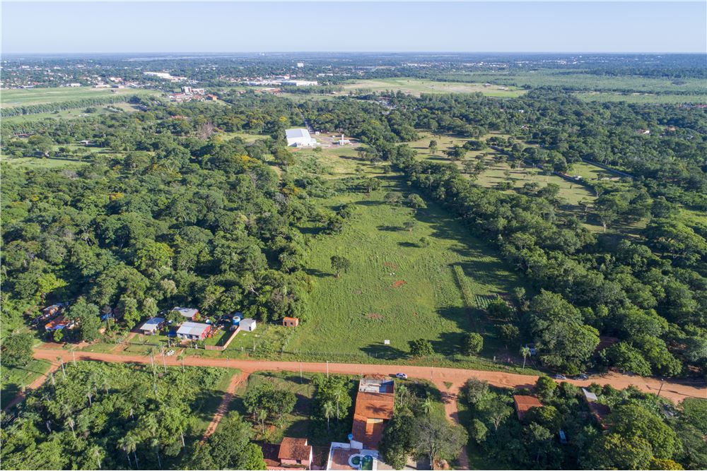 Terreno de 3 hectares à venda em Luque
