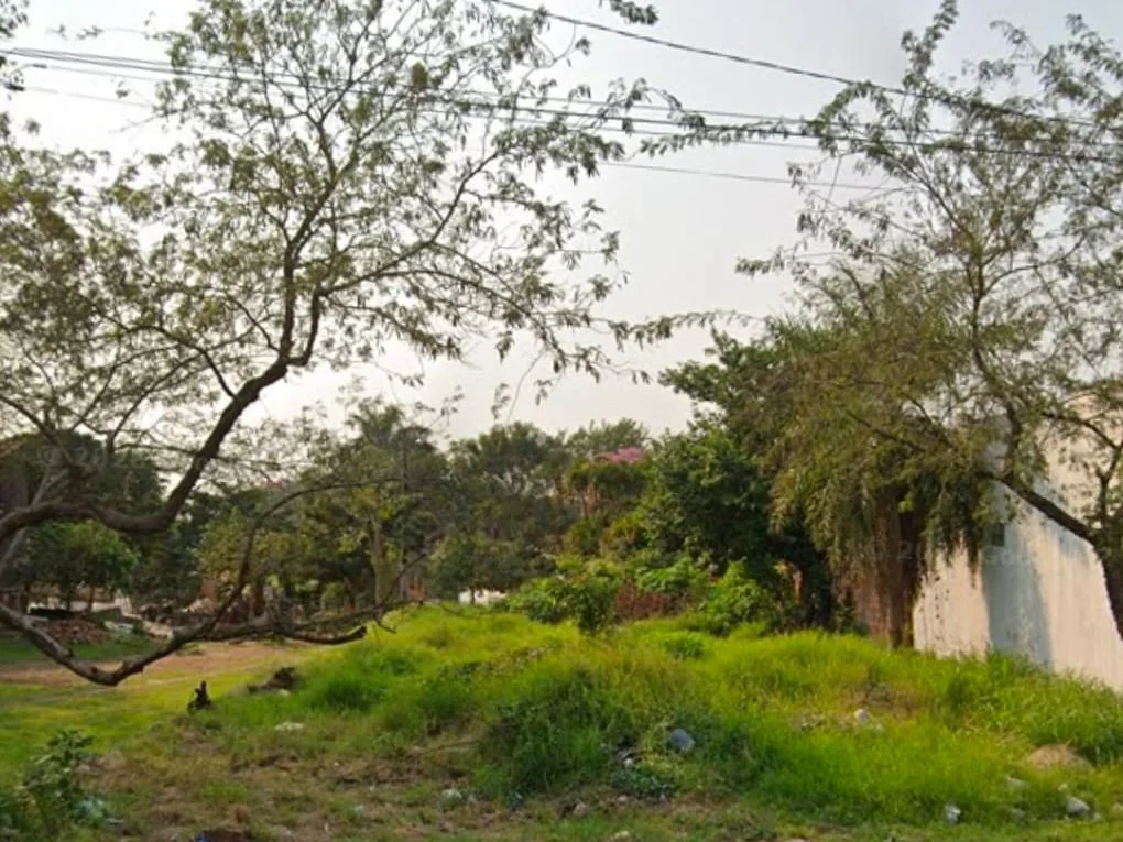 Terreno de 360 m² no Bairro Makai, Luque