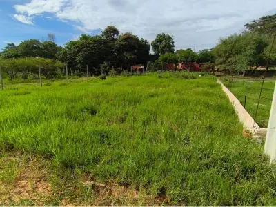 Terreno de 360 m² en venta en Luque, Central