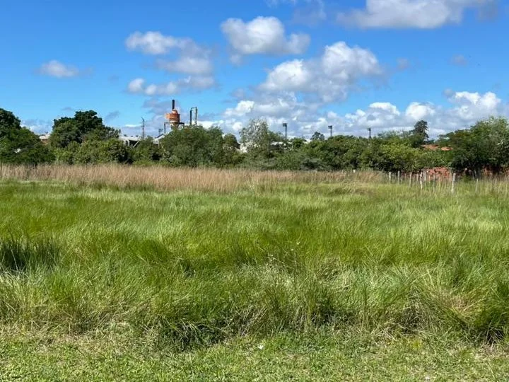 Terreno de 360 m² en venta en Ypáne Nu, Ypáne