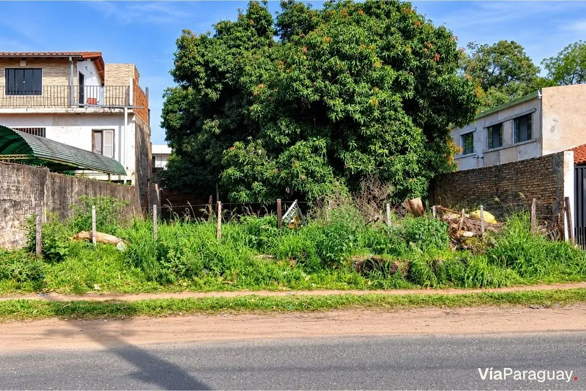 Terreno de 384 m² en venta en Cuarto Barrio, Luque