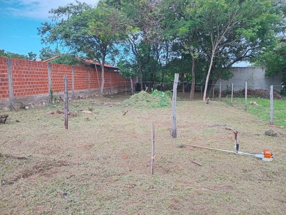 Terreno de 392 m² em Mora Kué, Luque: investimento com projeção