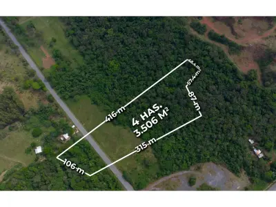 Terreno de 4 hectares à venda em Itá, Central