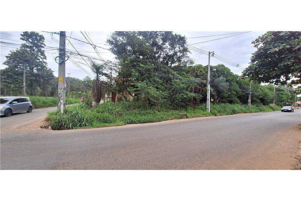 Terreno à venda de 510 m² no Cuarto Barrio, Luque