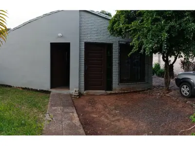 Terreno à venda em Fernando de la Mora, 564 m²