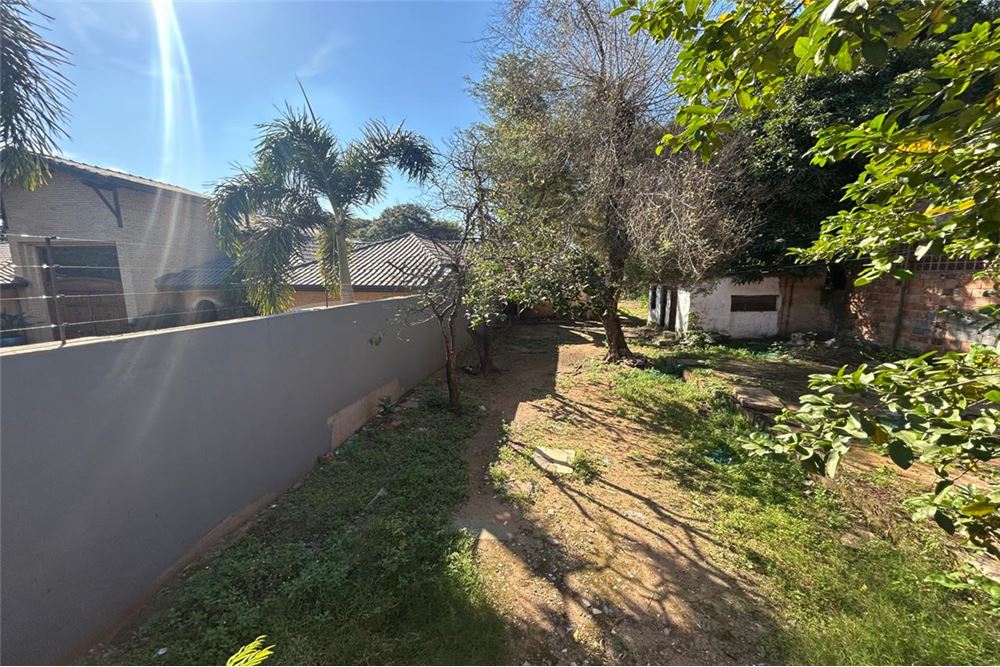 Land for sale in Itá Enramada, Asunción, 600 m²