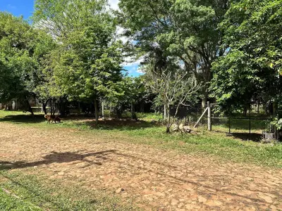 Terreno à venda em Yka'a, Luque — 748 m²