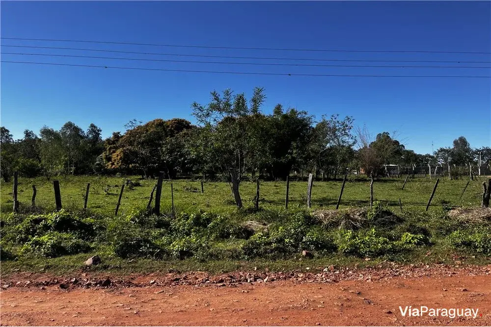 Terreno de 7.494 m² à venda em Paraguarí
