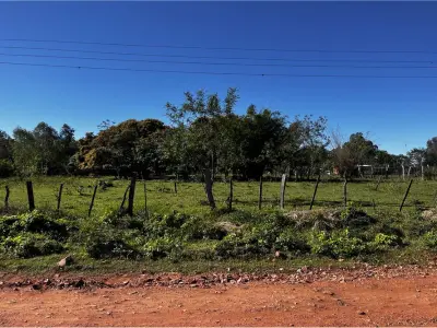 Terreno de 7.494 m² à venda em Paraguarí