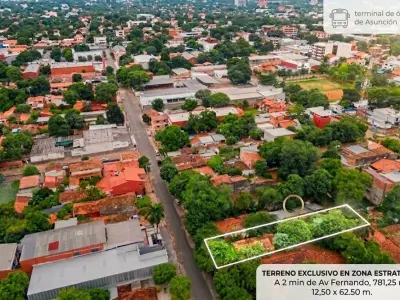 Terreno de 781 m² à venda em Lambaré, Panambireta