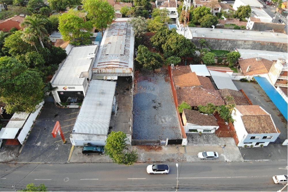Land for sale in Ycuá Satí, Asunción, 813 m²