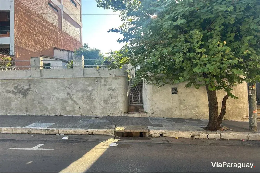 Terreno de 819 m² en venta en Barrio La Encarnación, Asunción
