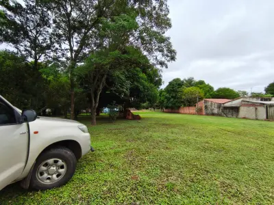 Terreno en alquiler con quincho y piscina en Itauguá