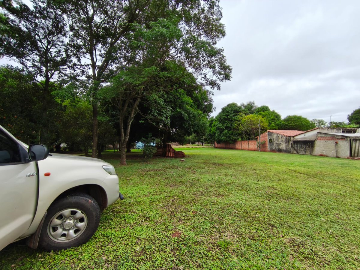 Terreno en alquiler con quincho y piscina en Itauguá