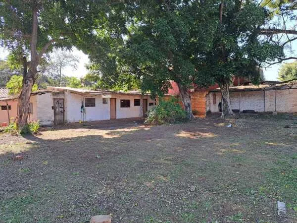 Terreno para Alugar em Cañada Garay, Luque