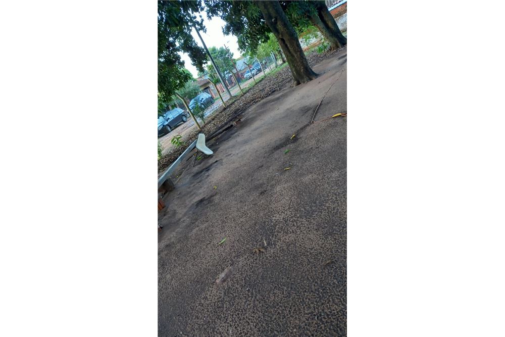 Terreno para alugar para estacionamento em Fernando de la Mora