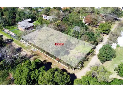 Terreno en esquina de 1.250 m² en venta en San Bernardino