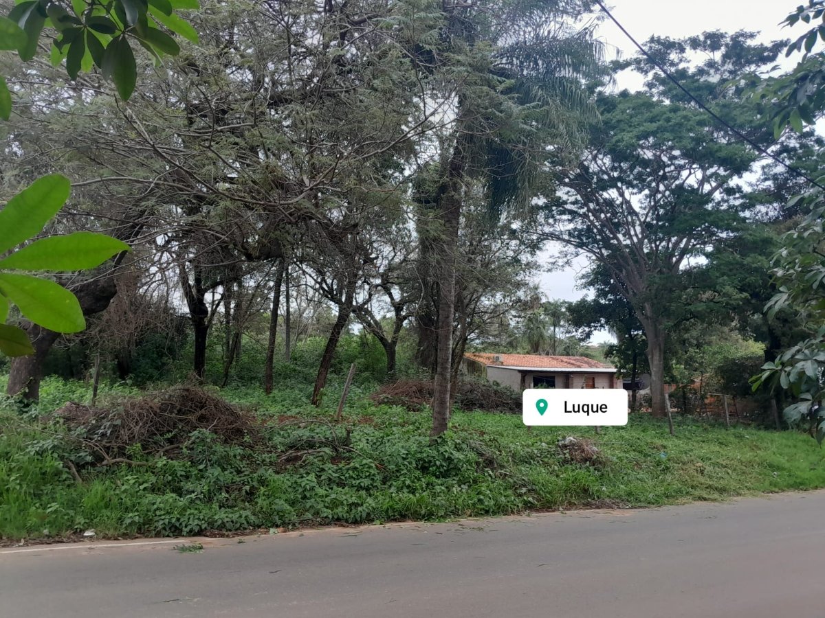 360 m² corner lot in Zárate Isla, Luque