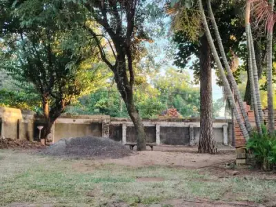 Corner Lot for Sale in Loma Merlo, Luque 1