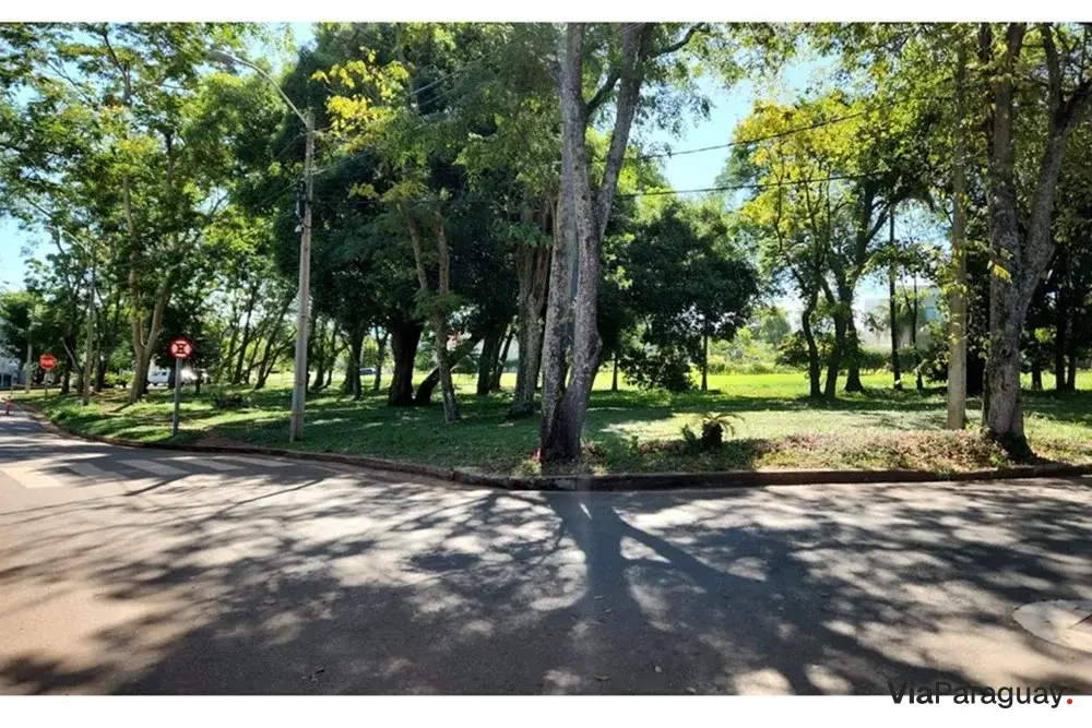 Corner lot for sale in Aqua Village, Altos
