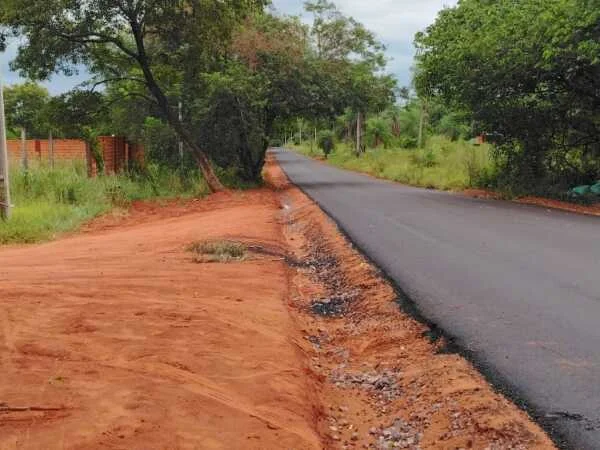 Terreno em esquina à venda em Areguá, bairro Pindolo