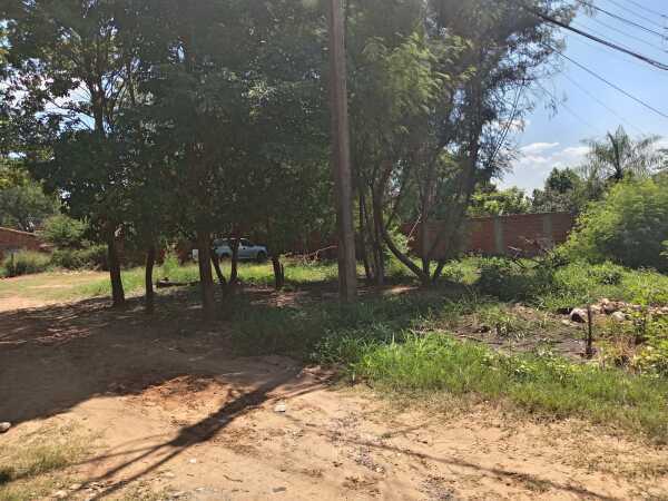 Terreno em esquina à venda no Barrio Remanso, Mariano Roque Alonso