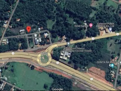 Terreno de esquina à venda em Coronel Oviedo, a 100 m da Rota PY2