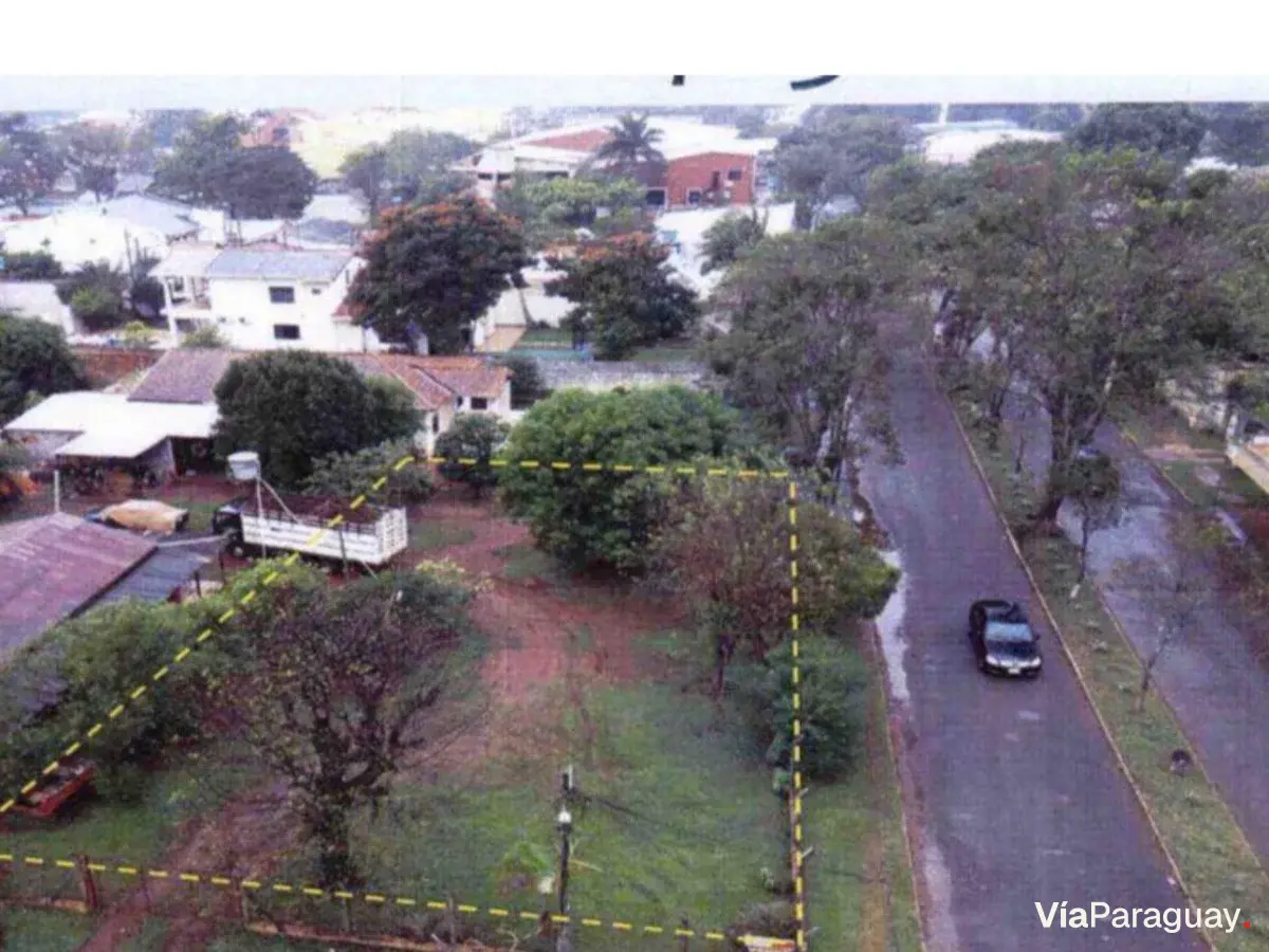 Terreno de esquina à venda em Hernandarias