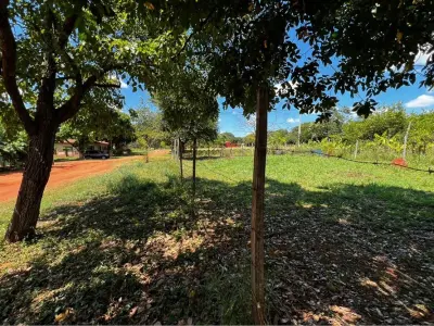 Terreno de esquina à venda em Itauguá, Central