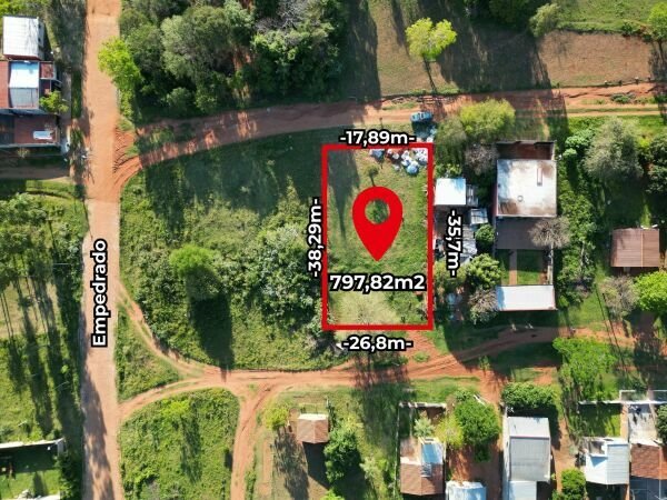 Terreno en esquina en venta en Luque – 797 m² con salida a dos calles
