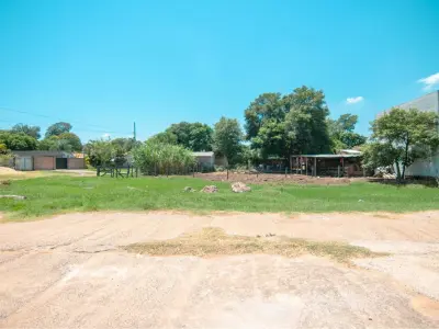 Terreno en esquina en venta en Mariano Roque Alonso