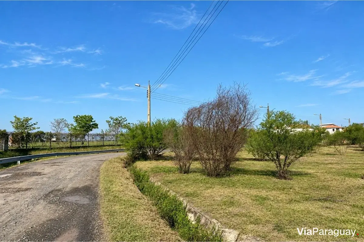 Terreno en esquina en venta en Remansito, Villa Hayes
