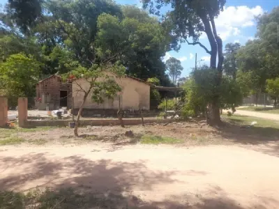 Terreno de esquina à venda em San Bernardino — 1.104 m² no centro
