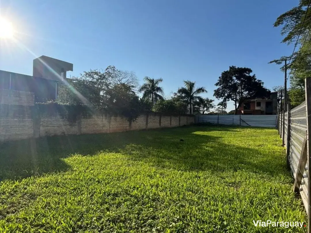 Terreno en esquina en venta en San Lorenzo, Santo Tomás